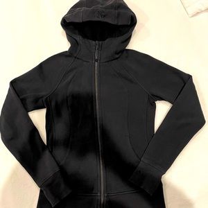 Black lululemon scuba hoodie